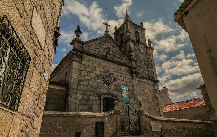 Igreja matriz de Figueiró da Granja, Aldeia de Montanha